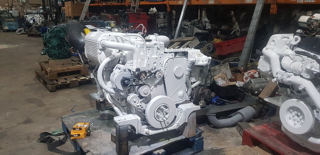 MARINE ENGINES