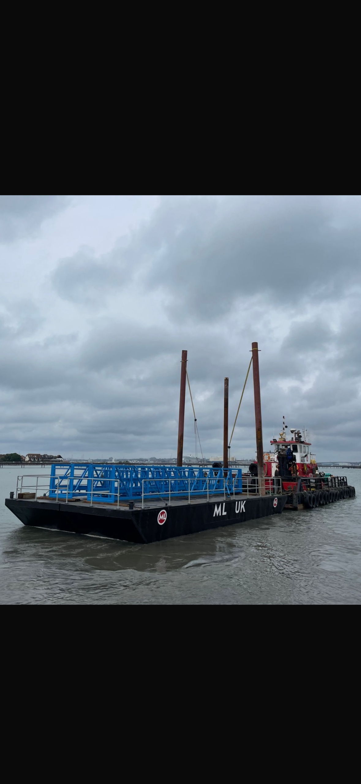 Crane pontoon - cargo pontoon
