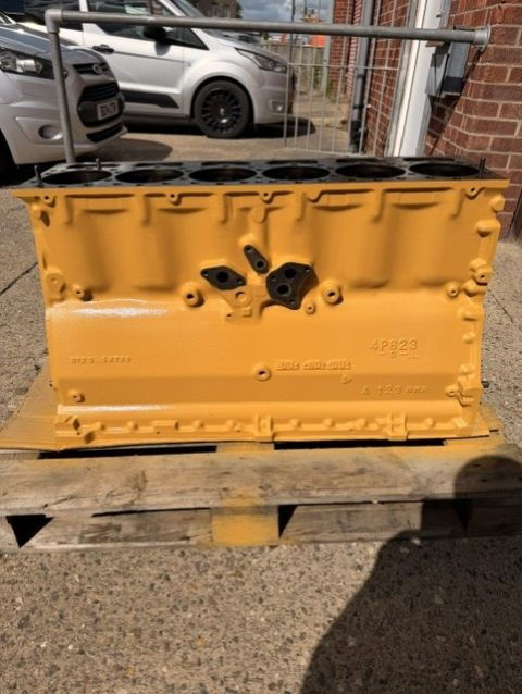 Caterpillar D3306 Cylinder...