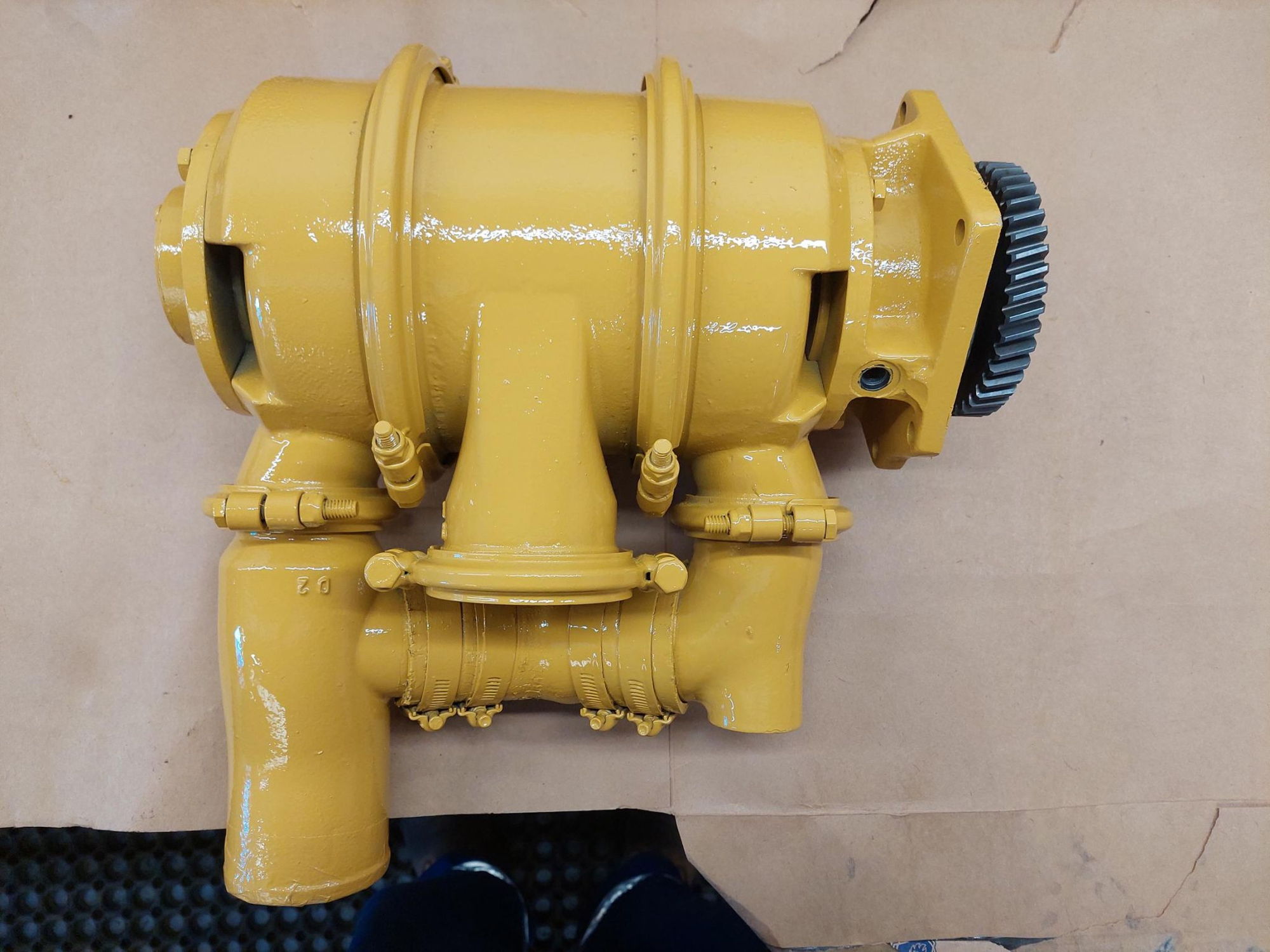 Caterpillar C32 raw Water Pump