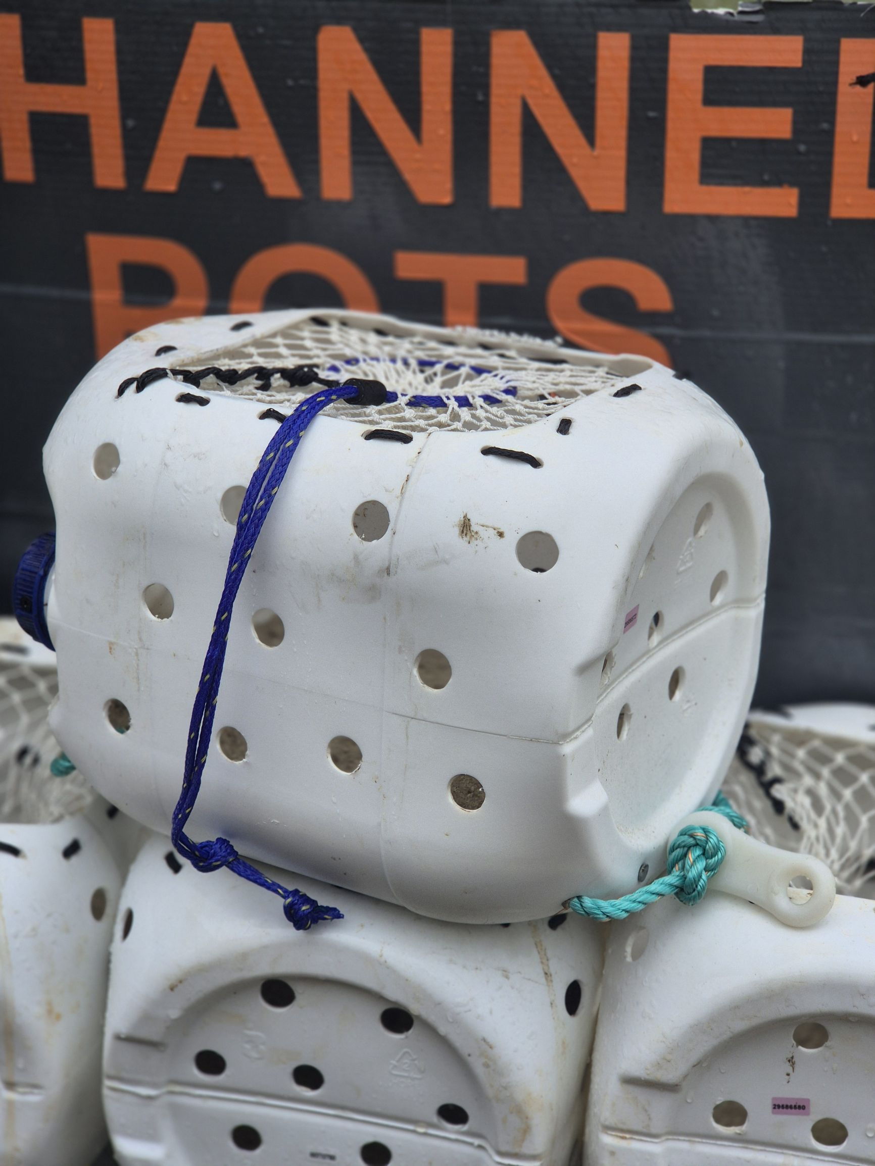 20 and 25ltr whelk pots in...