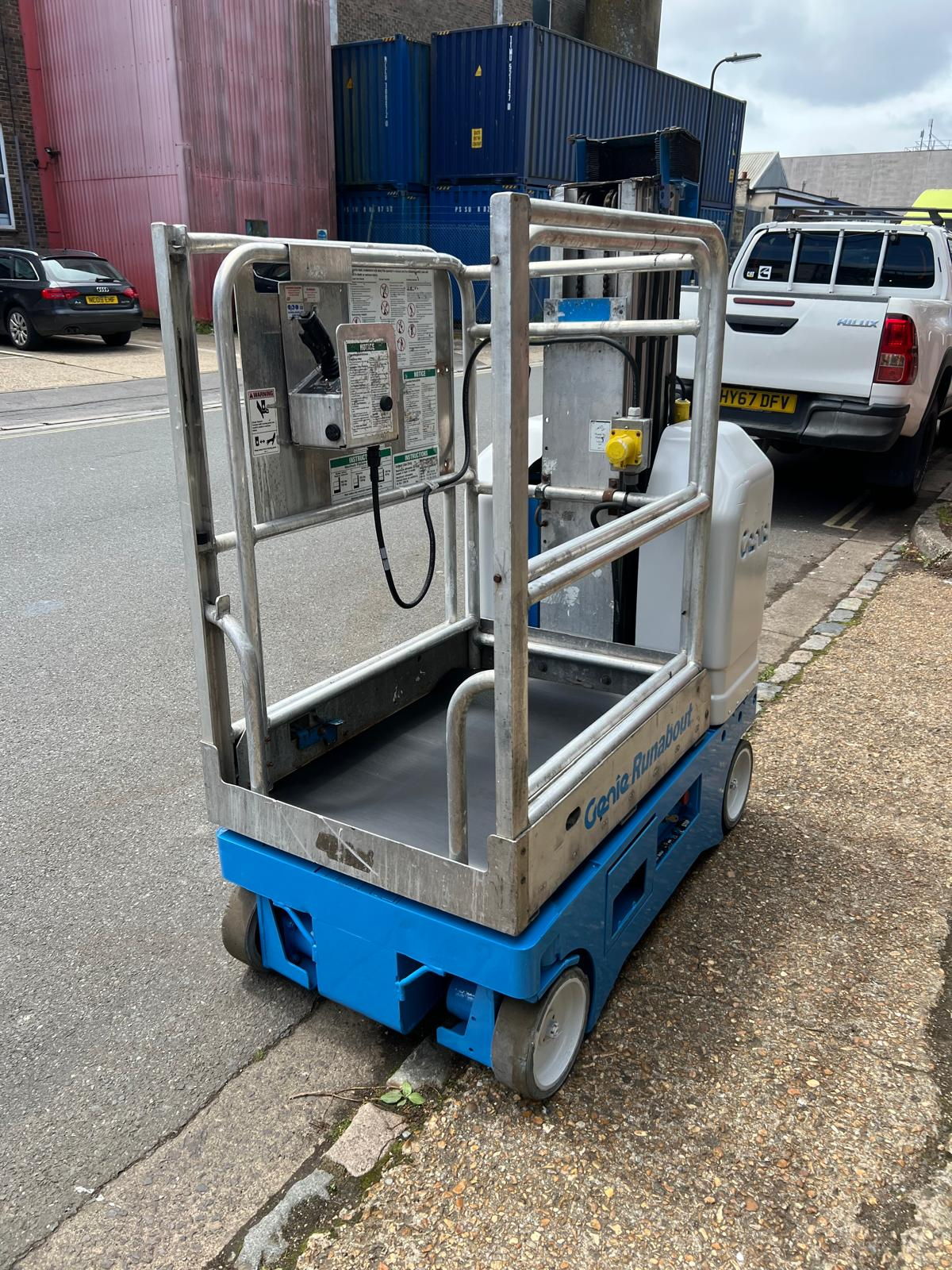 Genie MAN Lift