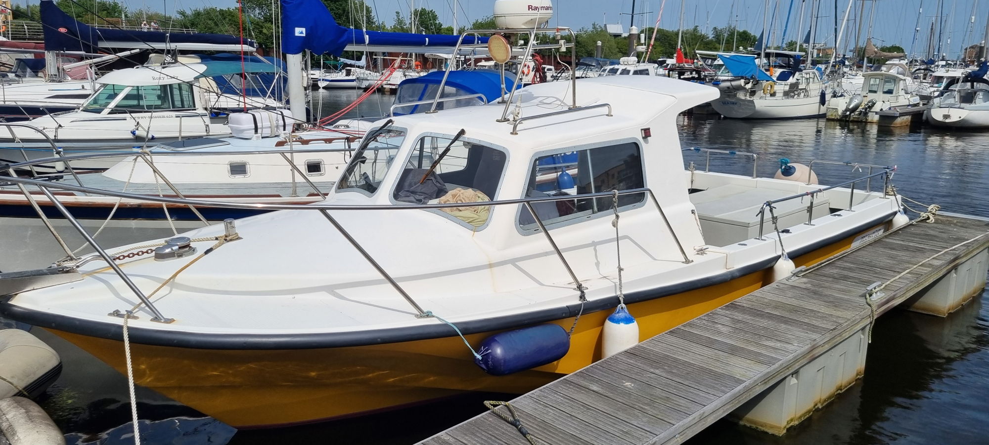 Procharter 28
