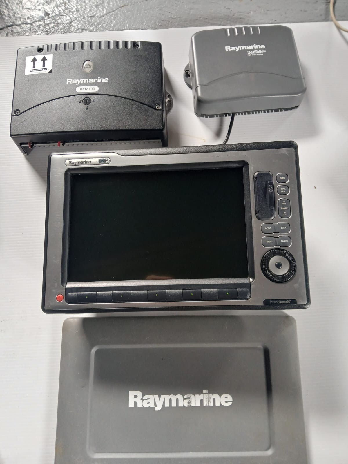 Raymarine E120W Multifunction...