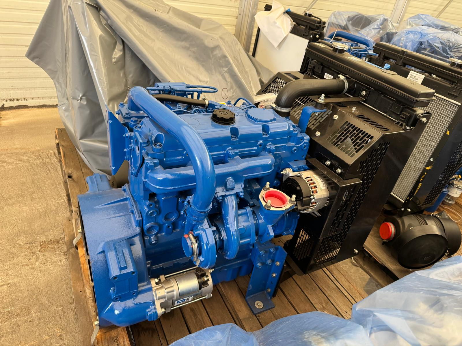 Perkins M90 New Engine