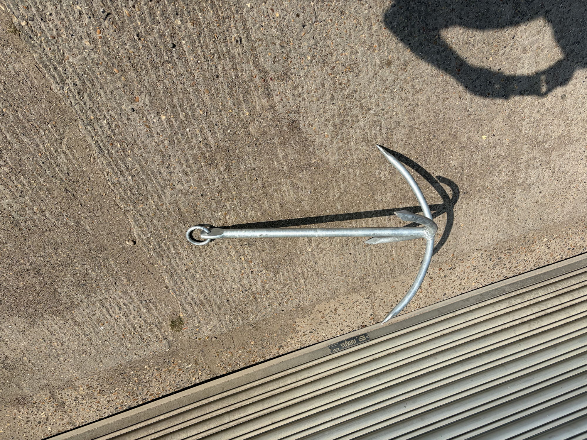 10kg four prong anchors